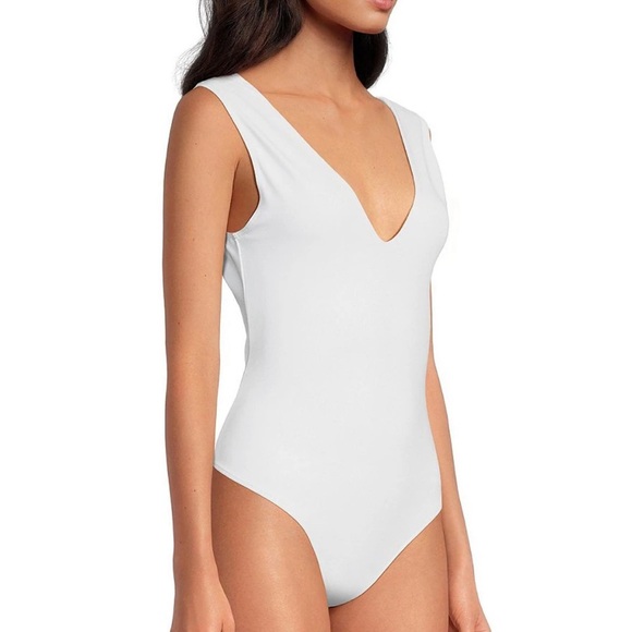 Free People Tops - Free people White Plunge V-Neck Sleeveless Bodysuit XL
